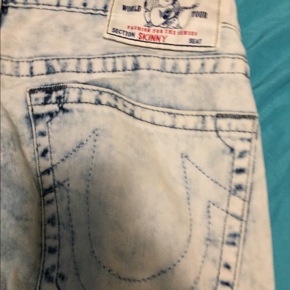 Authentic True Religion - Picture 3 of 4